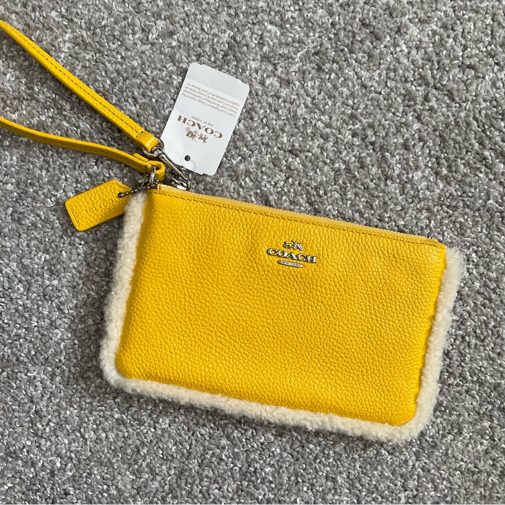 Coach small wristlet NWT